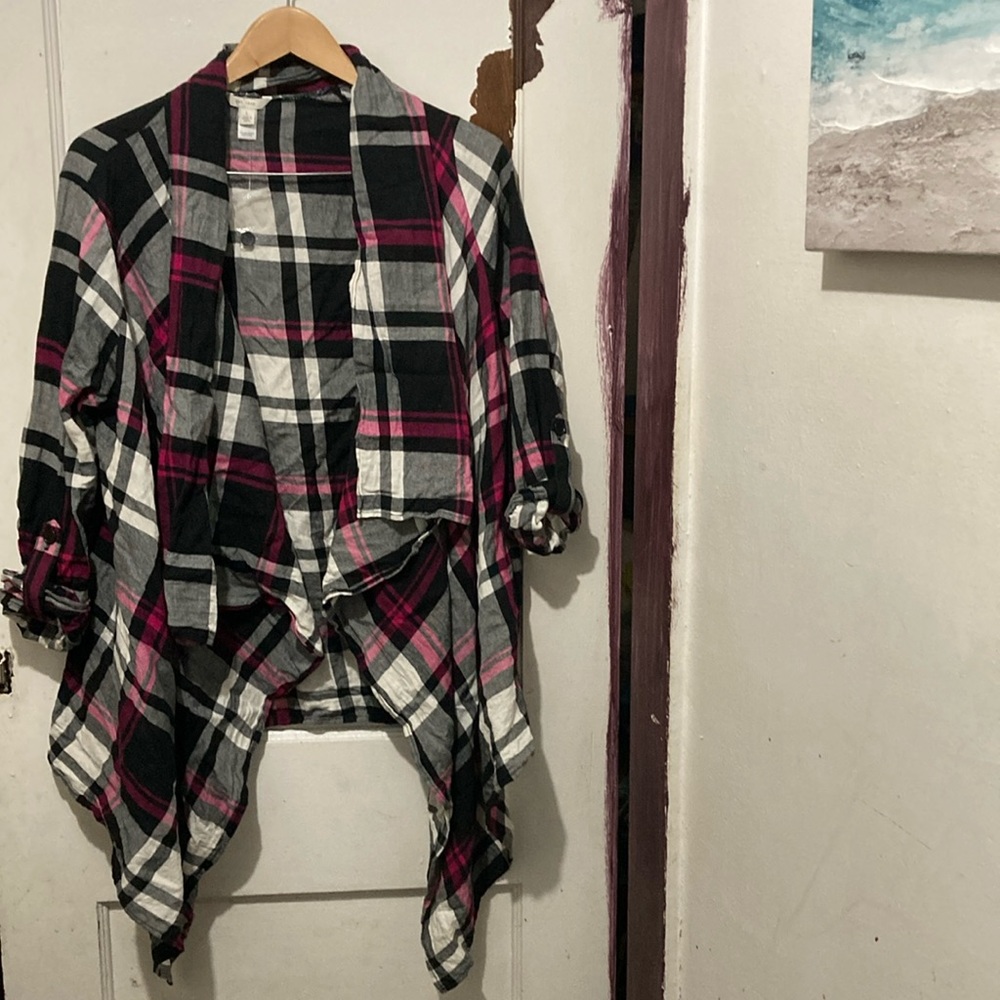 Cato Women’s Plaid Open Shall Top size L